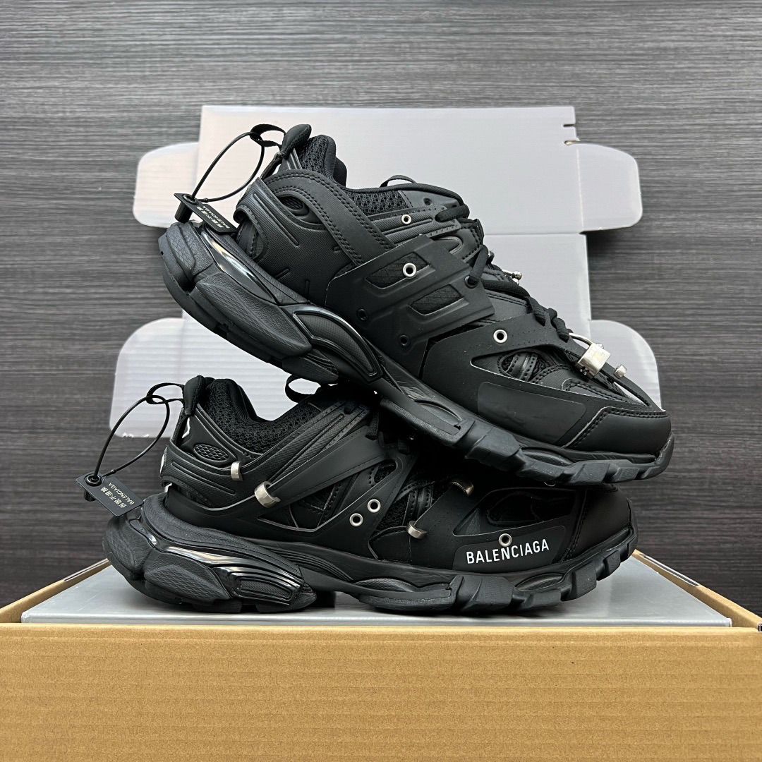 Shoe Balenciaga shoe — 5e58edb4 Angle 1