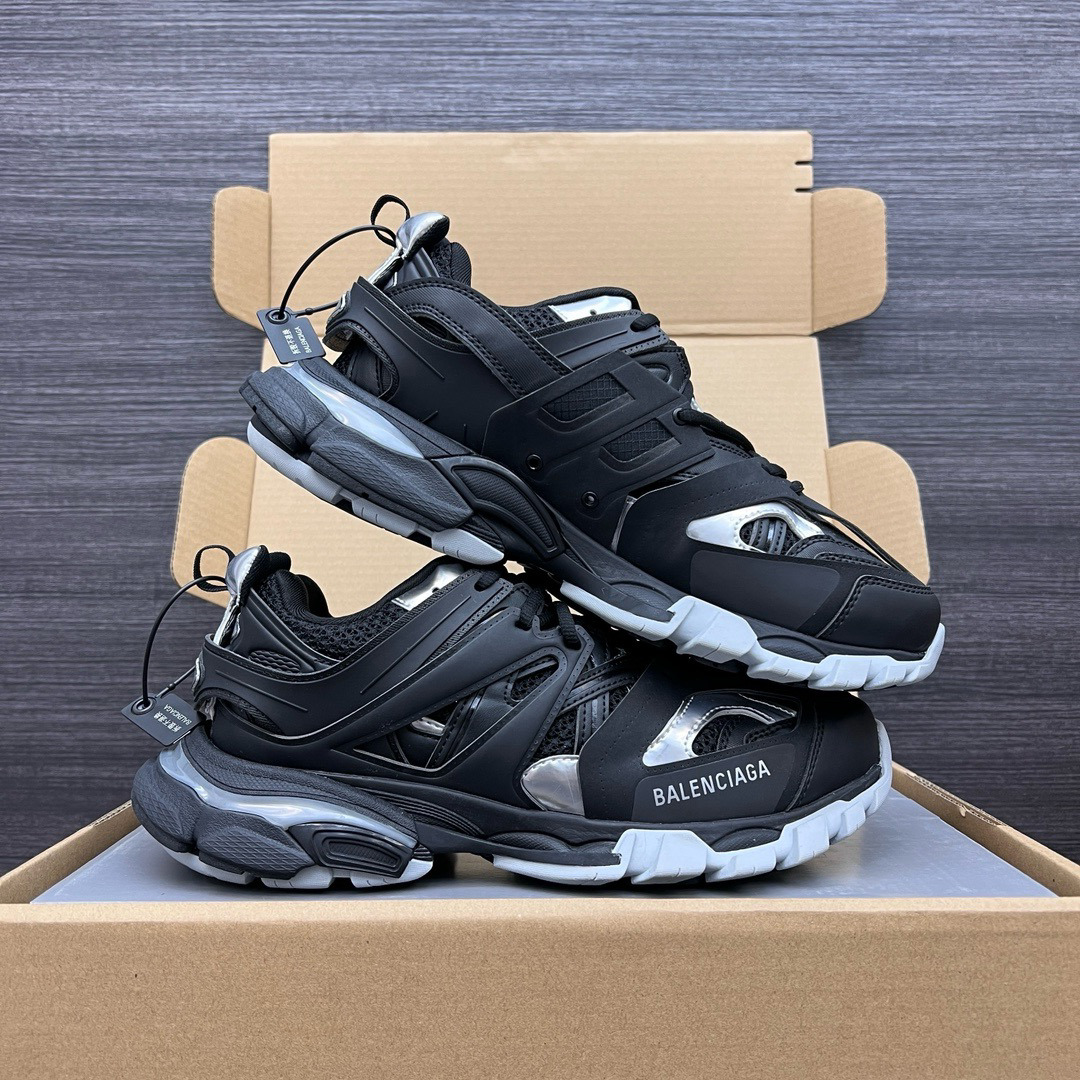 Shoe Balenciaga shoe — 8031ee70 Angle 1