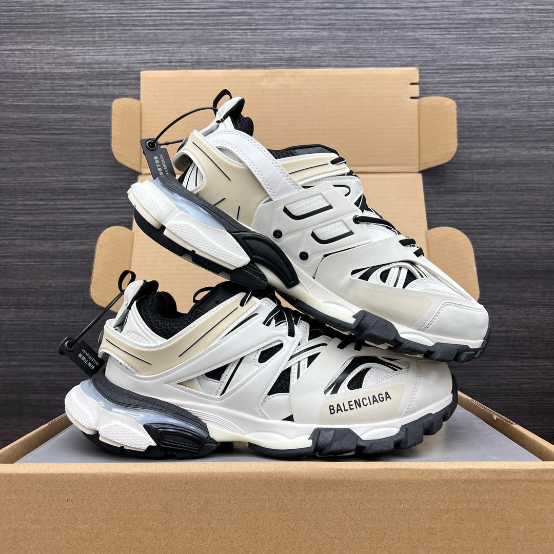 Shoe Balenciaga shoe — 8d625f00 Angle 1