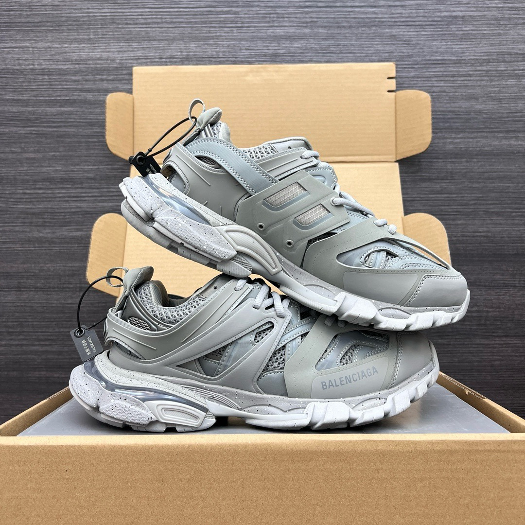 Shoe Balenciaga shoe — 986933b3 Angle 1