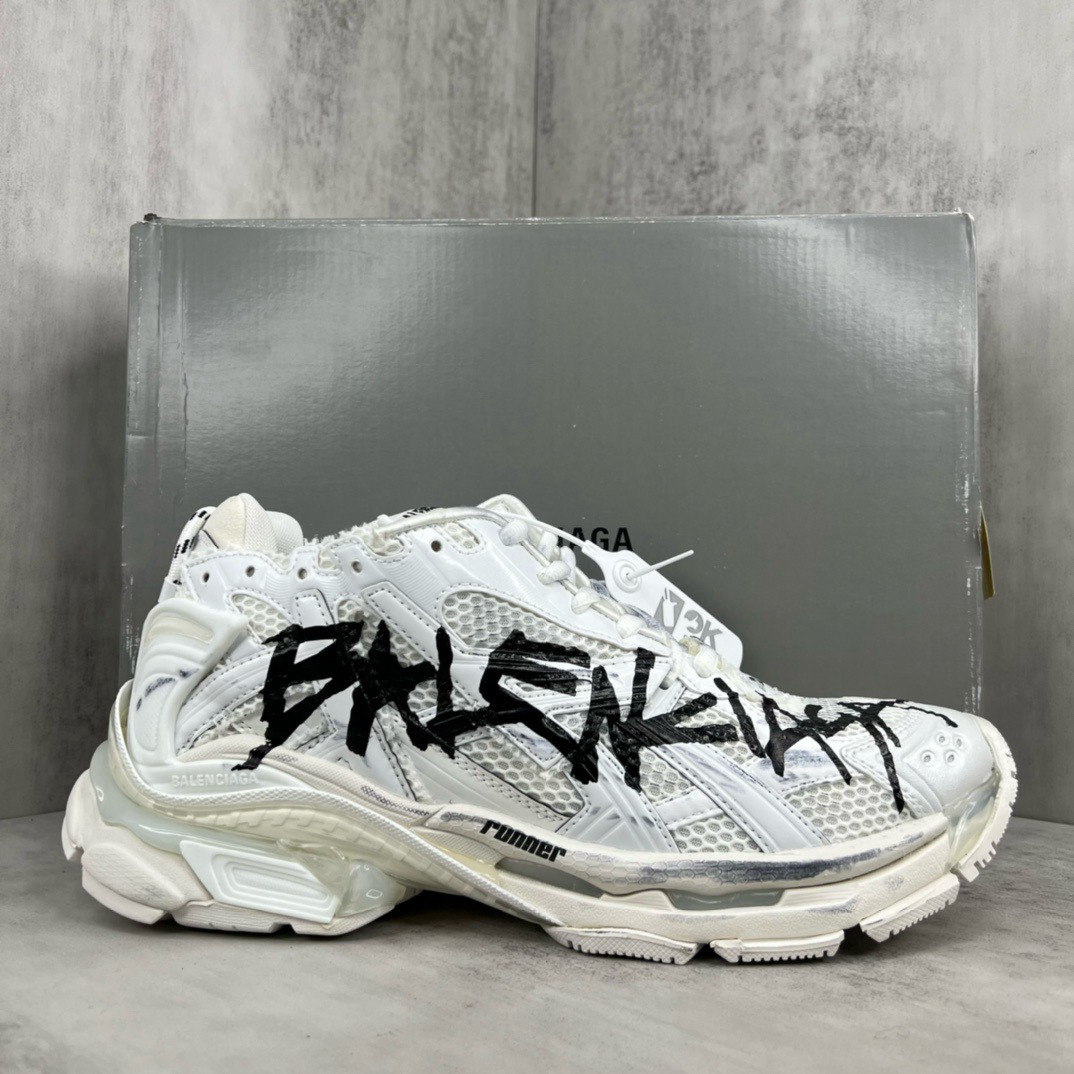 Shoe Balenciaga shoe — 98ffcb27 Angle 1