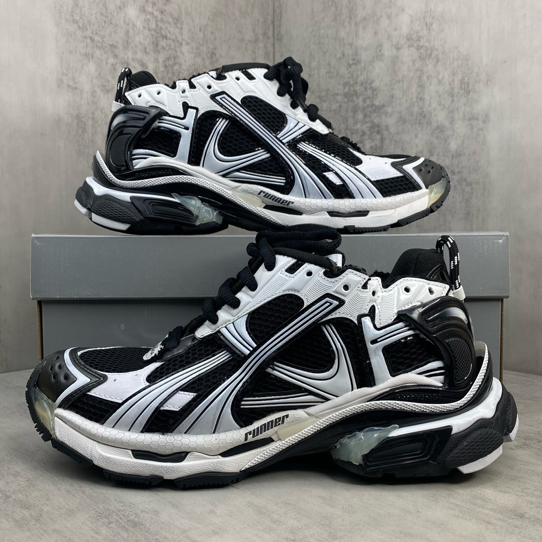 Shoe Balenciaga shoe — aae64bfb Angle 1