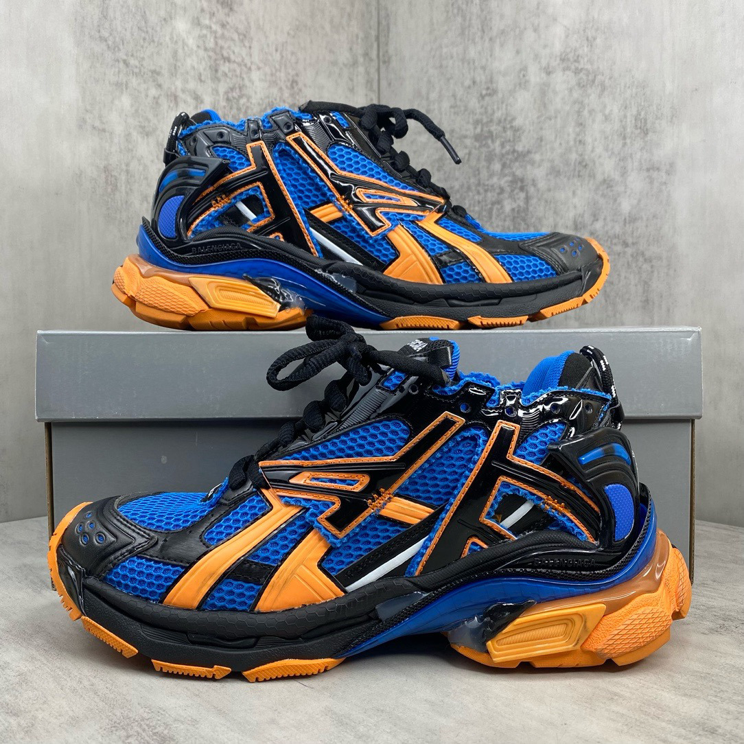 Shoe Balenciaga shoe — b3bcb919 Angle 1