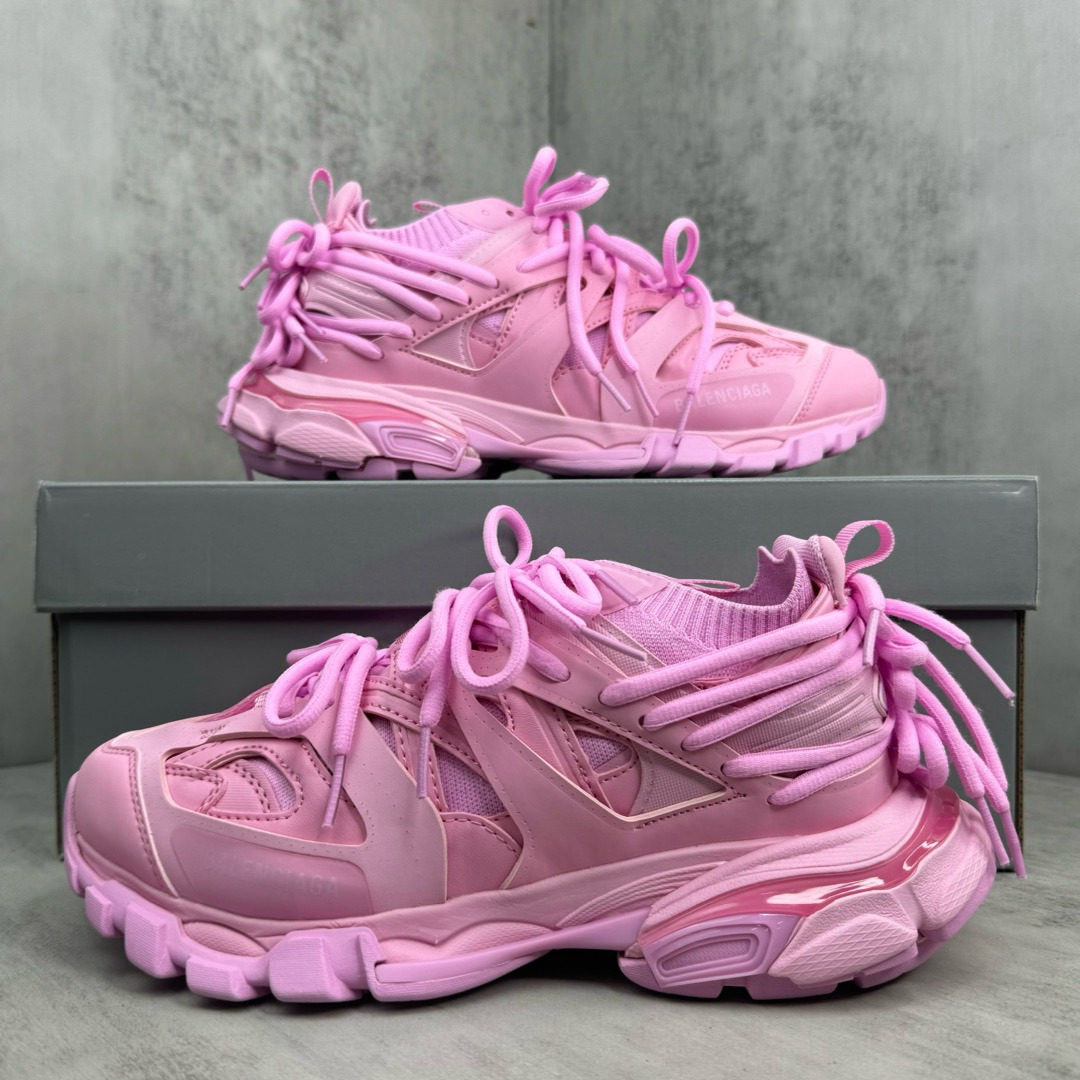 Shoe Balenciaga shoe — b6062b0d Angle 1