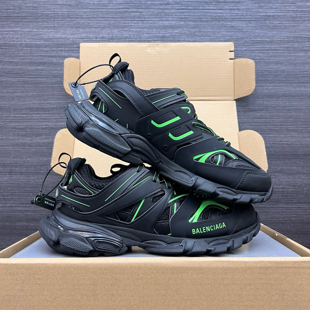 Shoe Balenciaga shoe — f7dd412f Angle 1