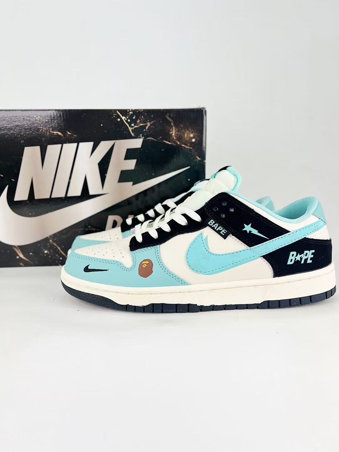 Shoe BAPE — 235d634b Angle 1