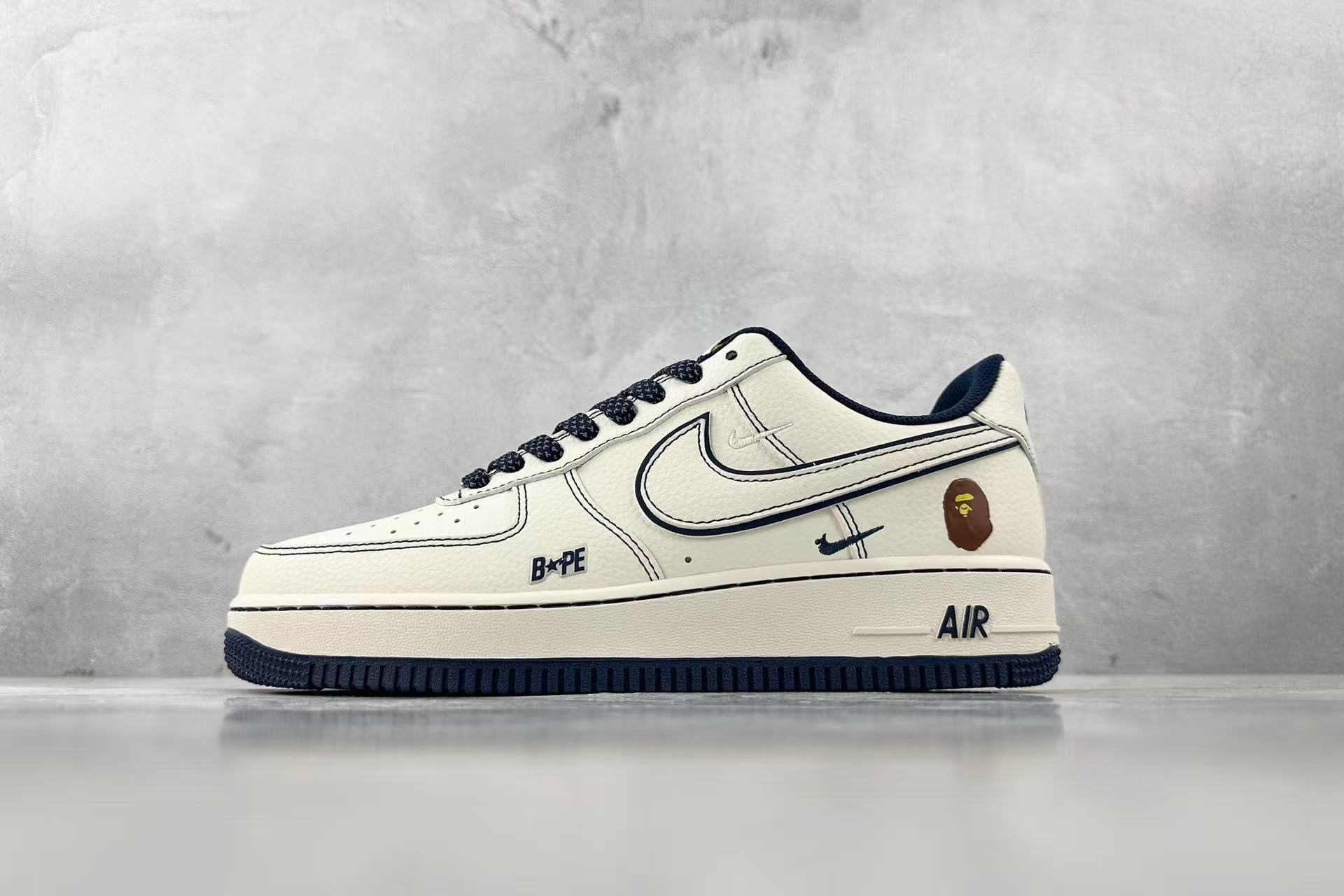 Shoe BAPE — 6c2e1f3e Angle 1