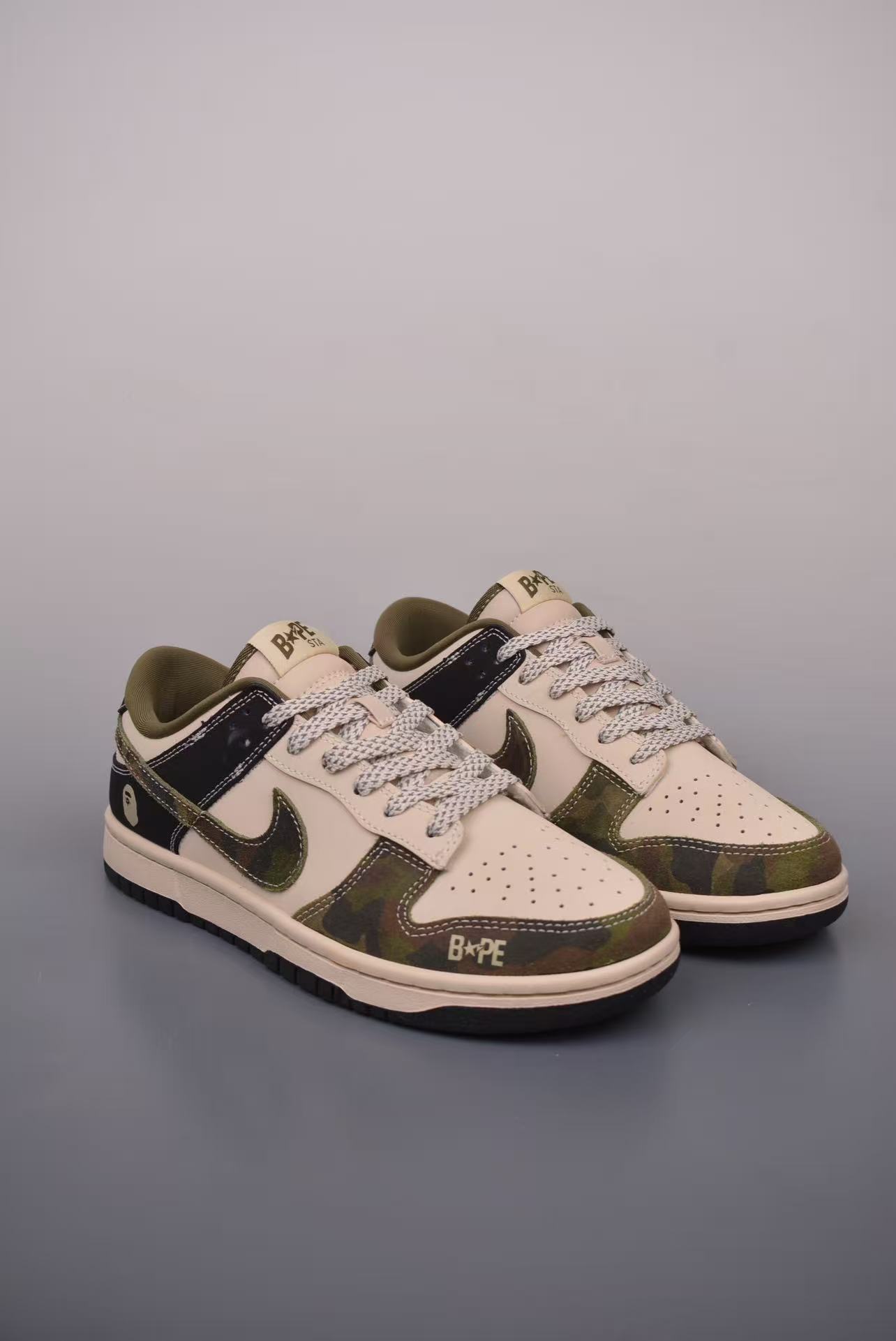 Shoe BAPE — 70f2c514 Angle 1