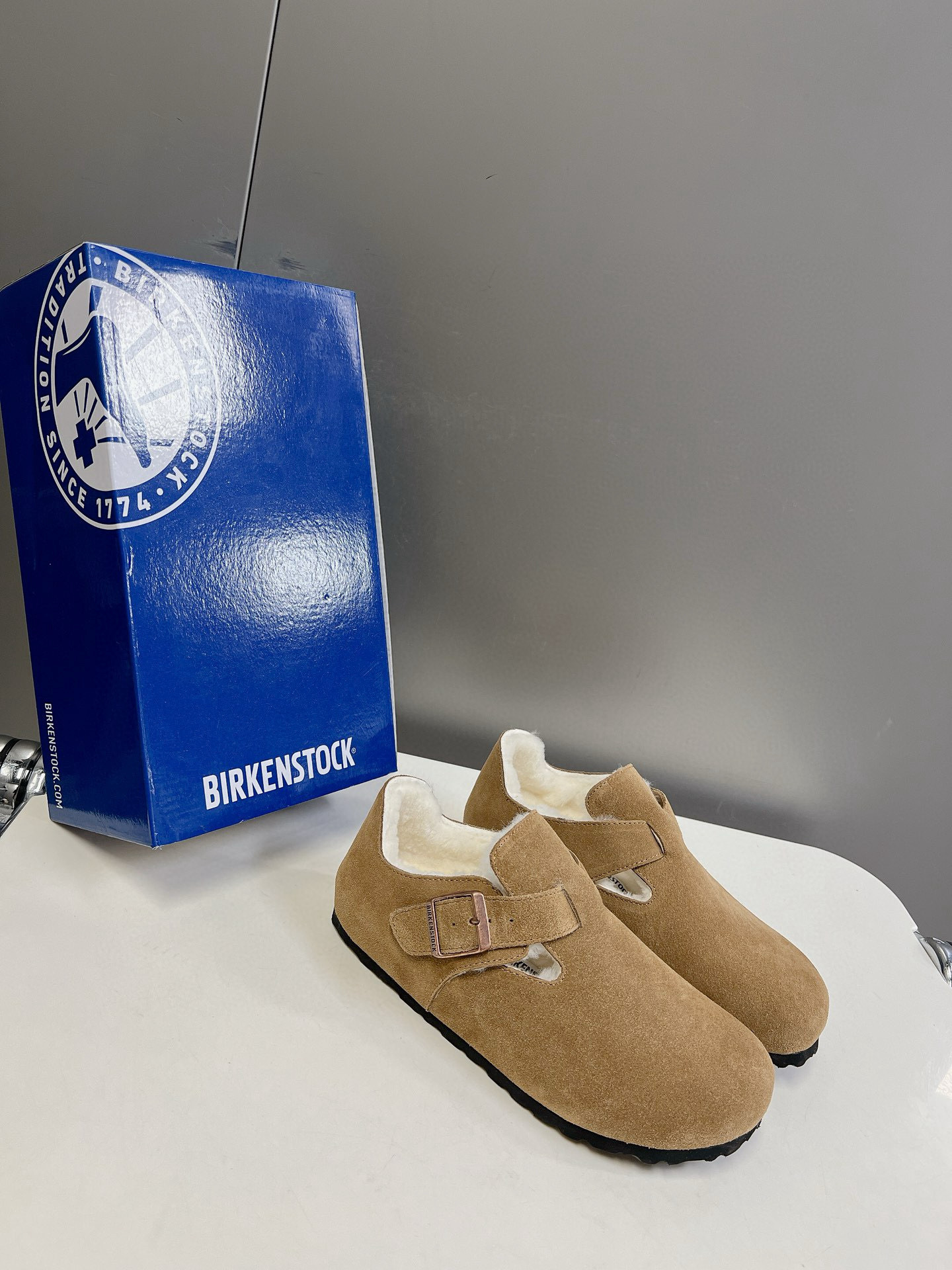 Shoe Birkenstock shoes — 1b8d4ab0 Angle 1