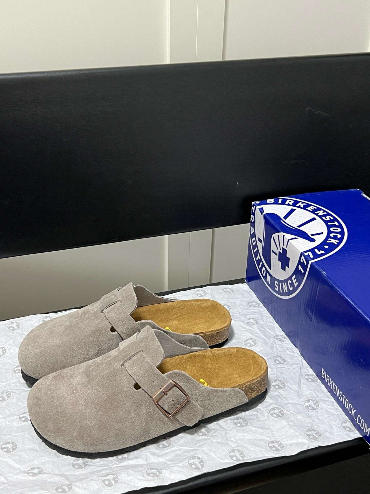 Shoe Birkenstock shoes — 4dd38c97 Angle 1