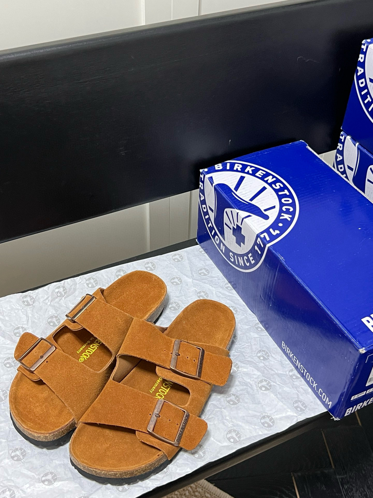Shoe Birkenstock shoes — c07eb3fc Angle 1