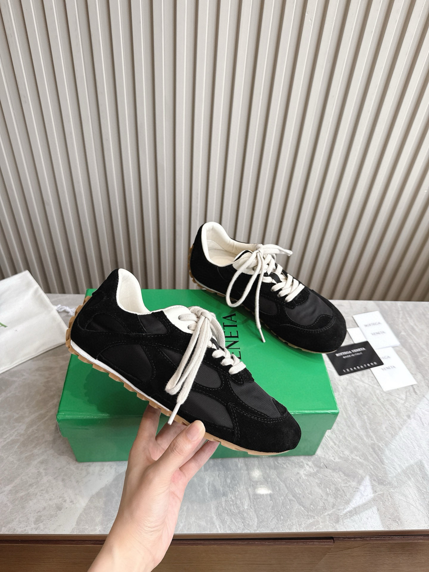 Shoe Bottega Veneta Shoes Collection — 1ea8c5fc Angle 1