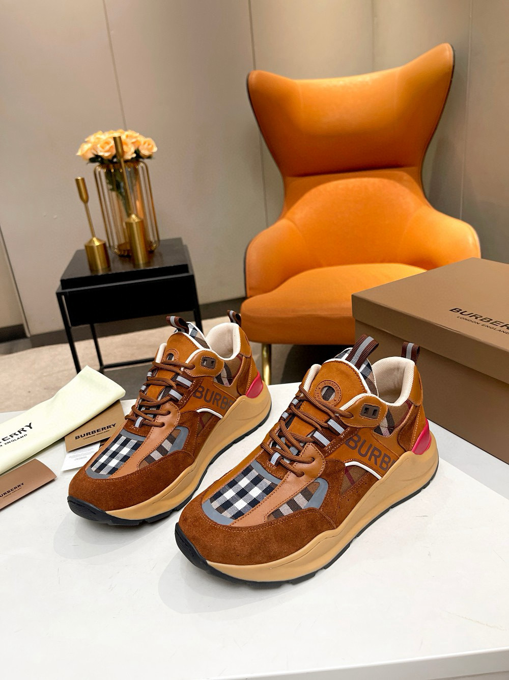 Shoe Burberry shoes — 36570bec Angle 1