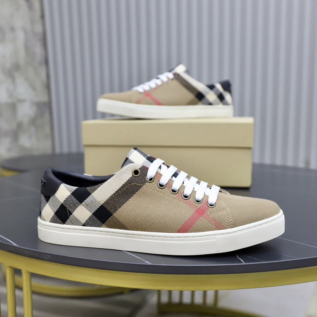 Shoe Burberry shoes — ab4c9f32 Angle 1