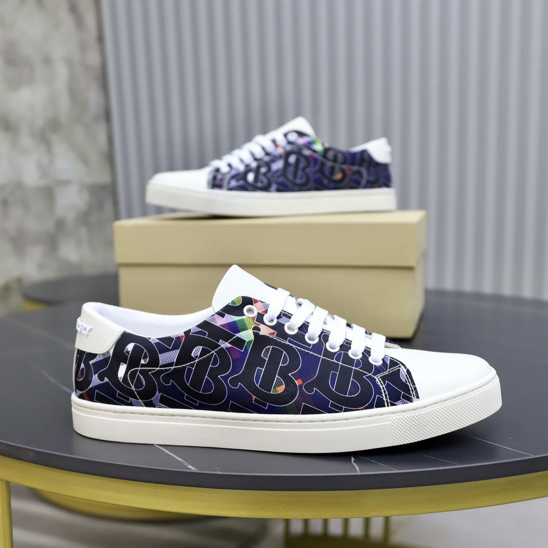 Shoe Burberry shoes — e3c60ef9 Angle 1