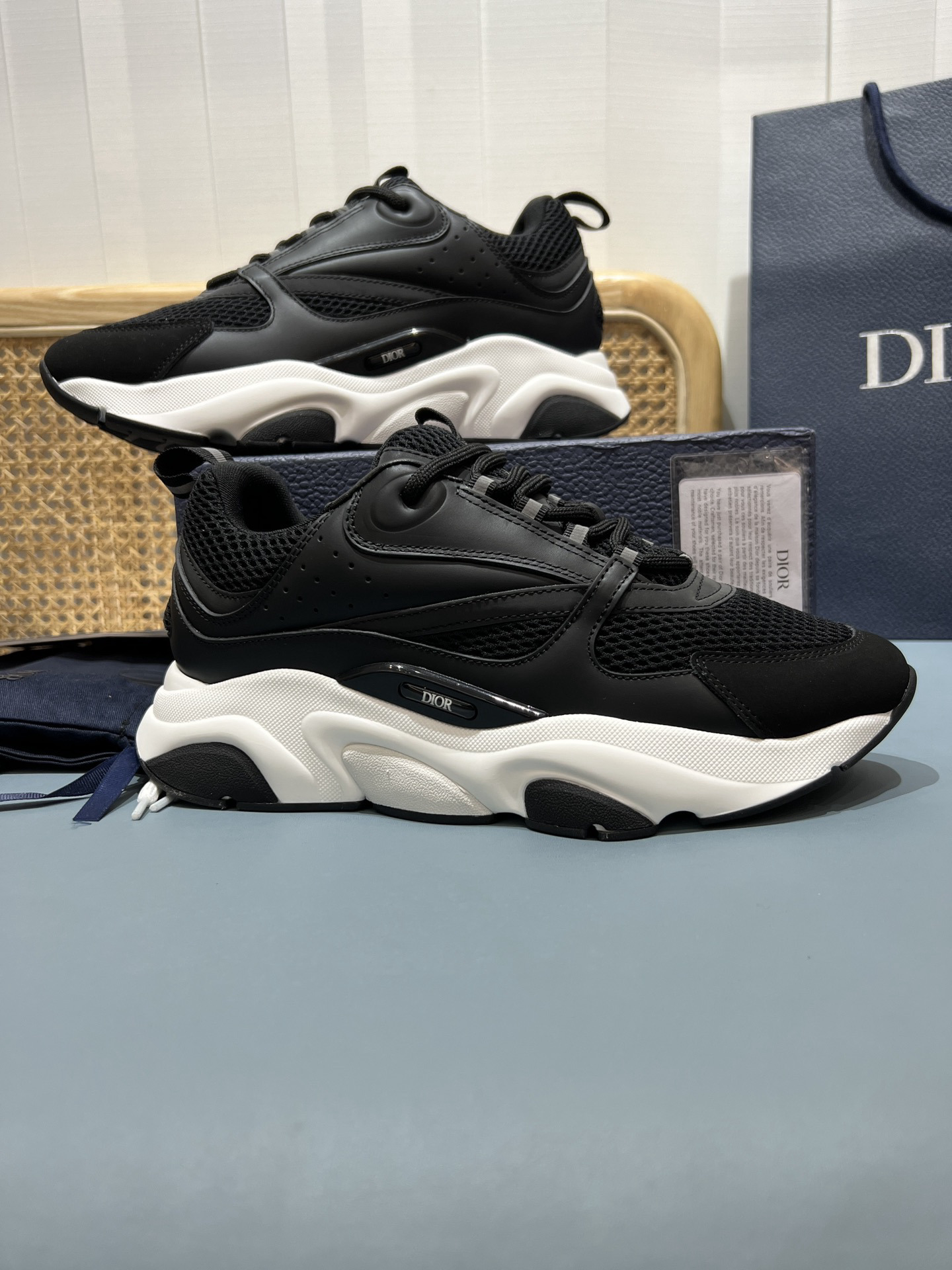 Shoe Dior Shoes — 166e7bf7 Angle 1