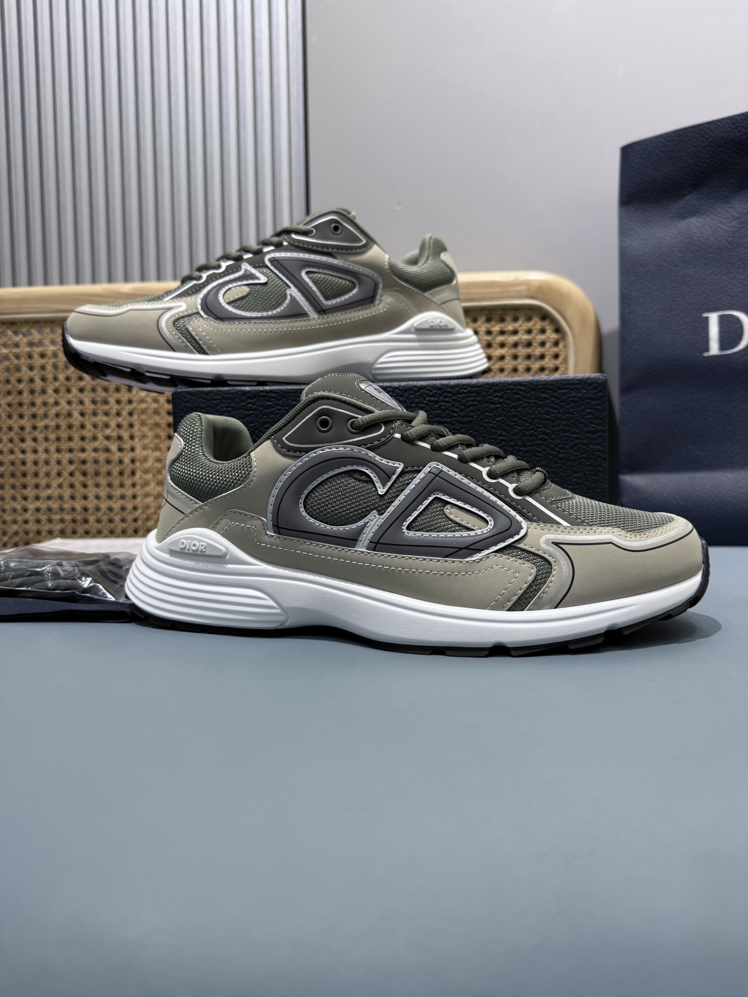 Shoe Dior Shoes — 1aa1f726 Angle 1