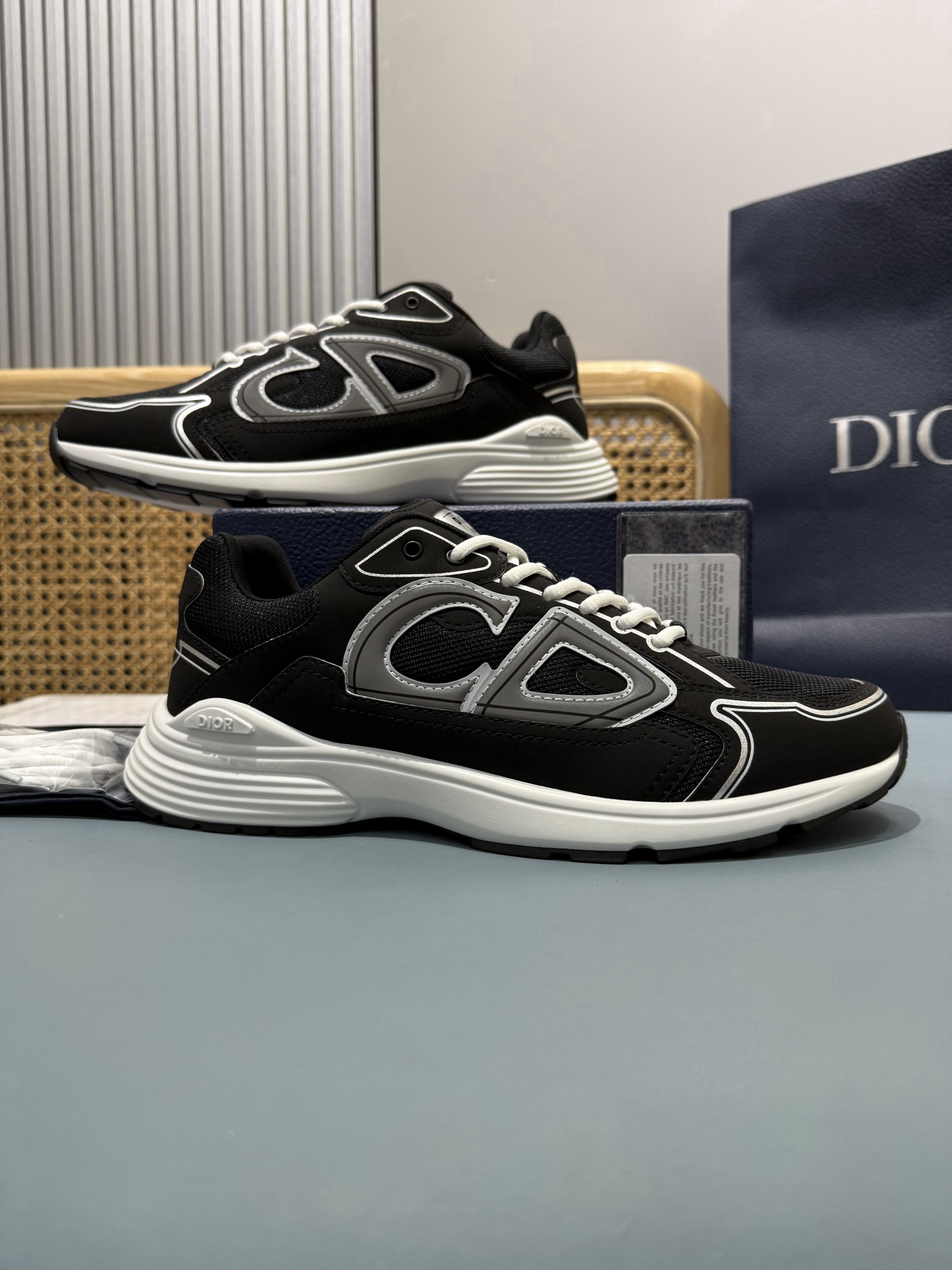 Shoe Dior Shoes — 2771fe3e Angle 1