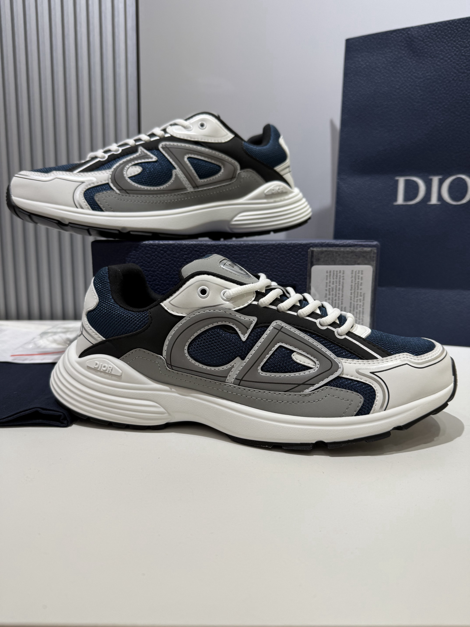 Shoe Dior Shoes — 40e5b1c6 Angle 1