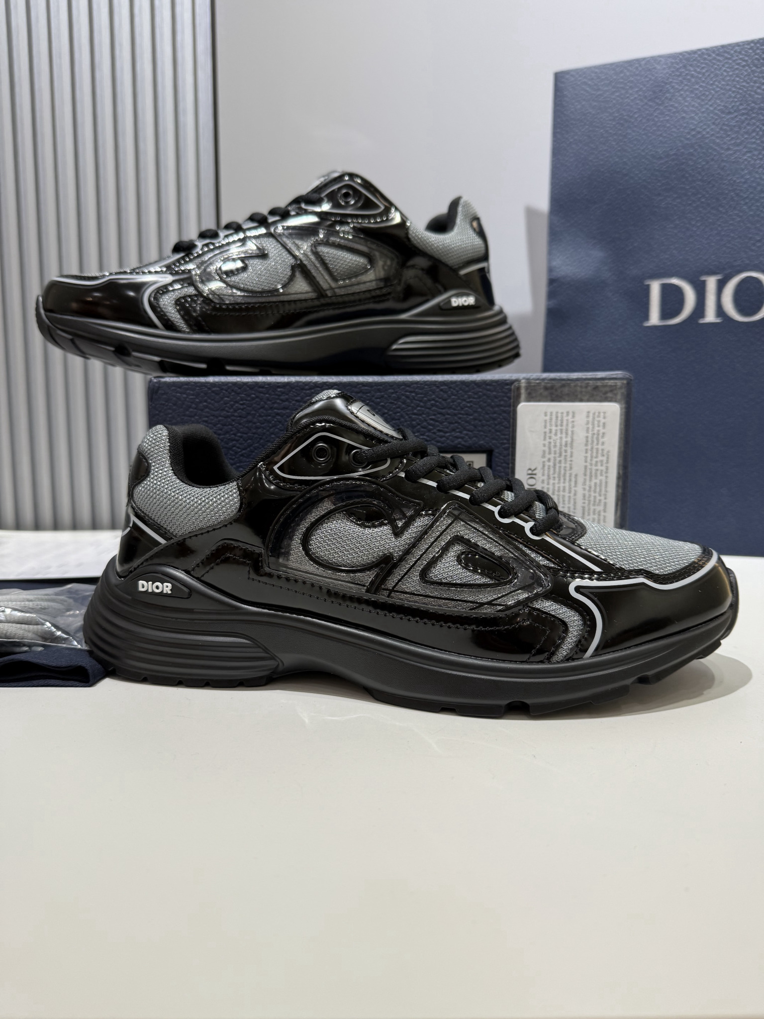 Shoe Dior Shoes — 84617253 Angle 1