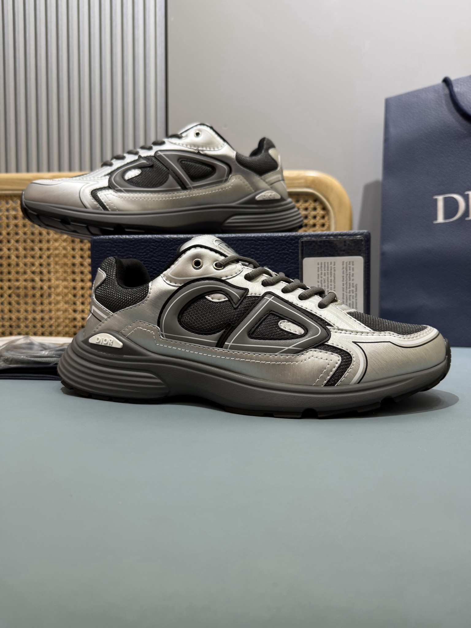 Shoe Dior Shoes — 899afd23 Angle 1