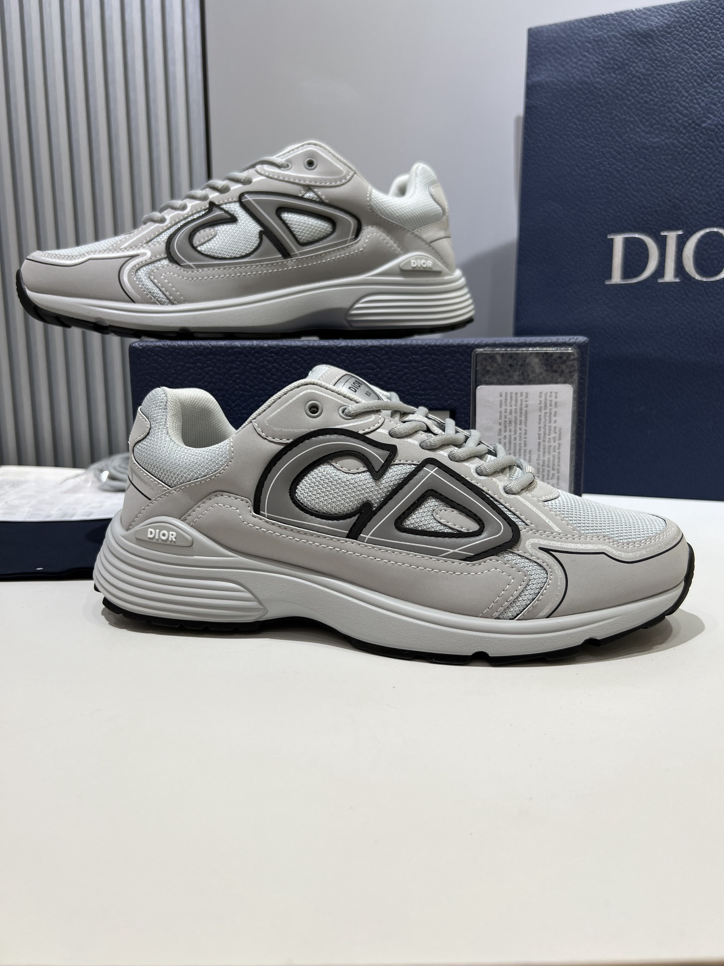 Shoe Dior Shoes — 984962f2 Angle 1