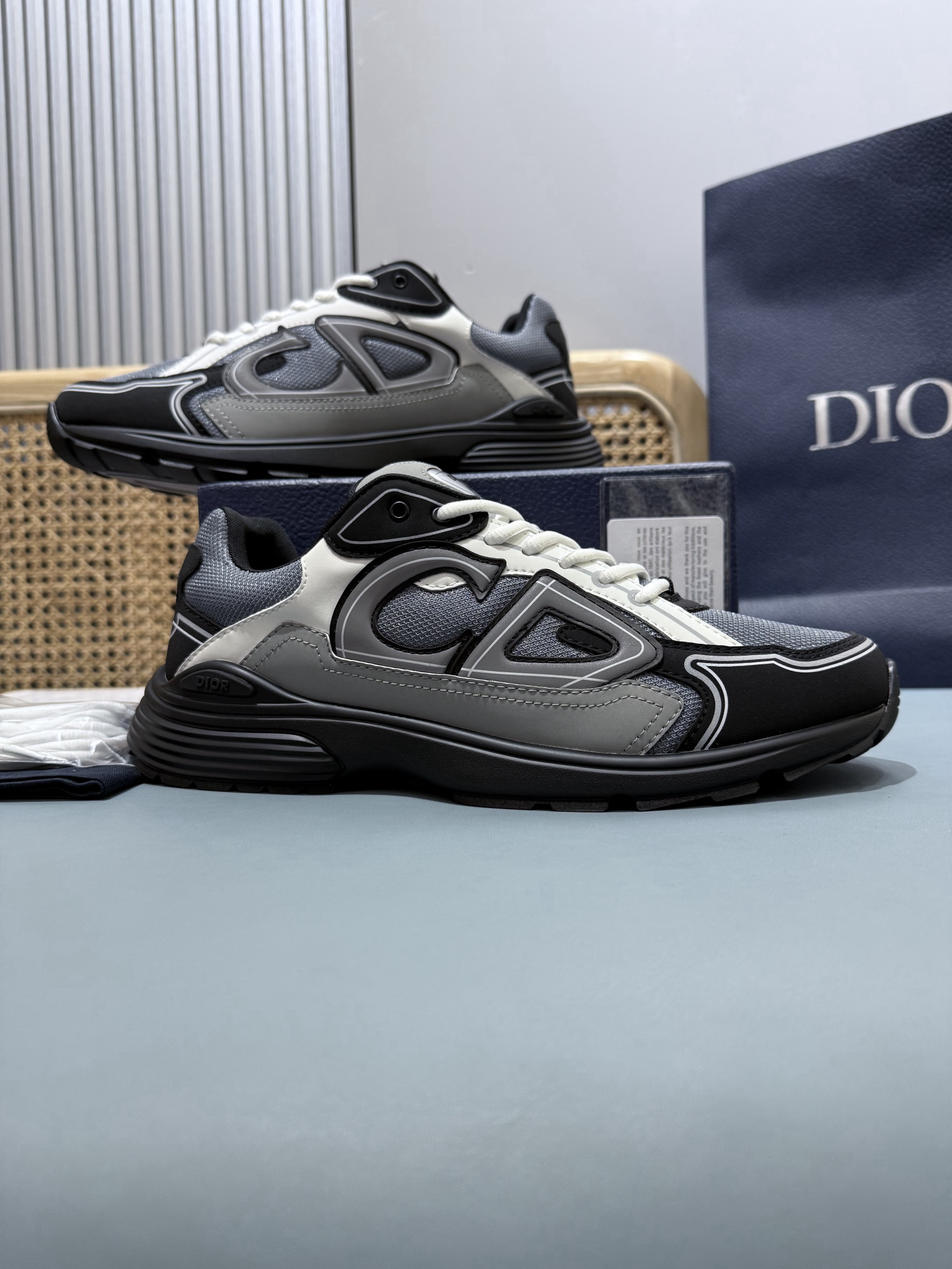 Shoe Dior Shoes — a5b597b6 Angle 1