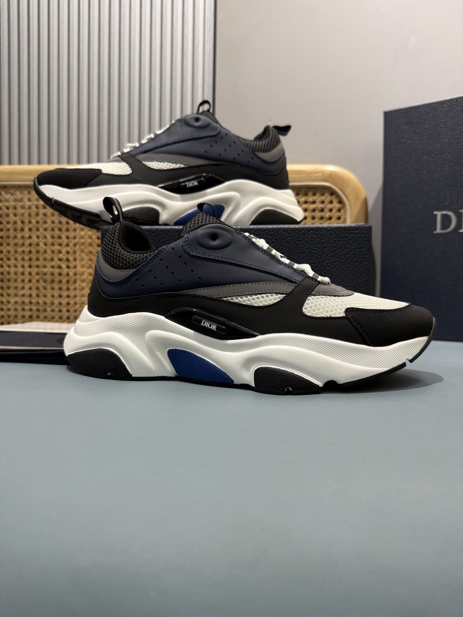 Shoe Dior Shoes — a9d1bc56 Angle 1