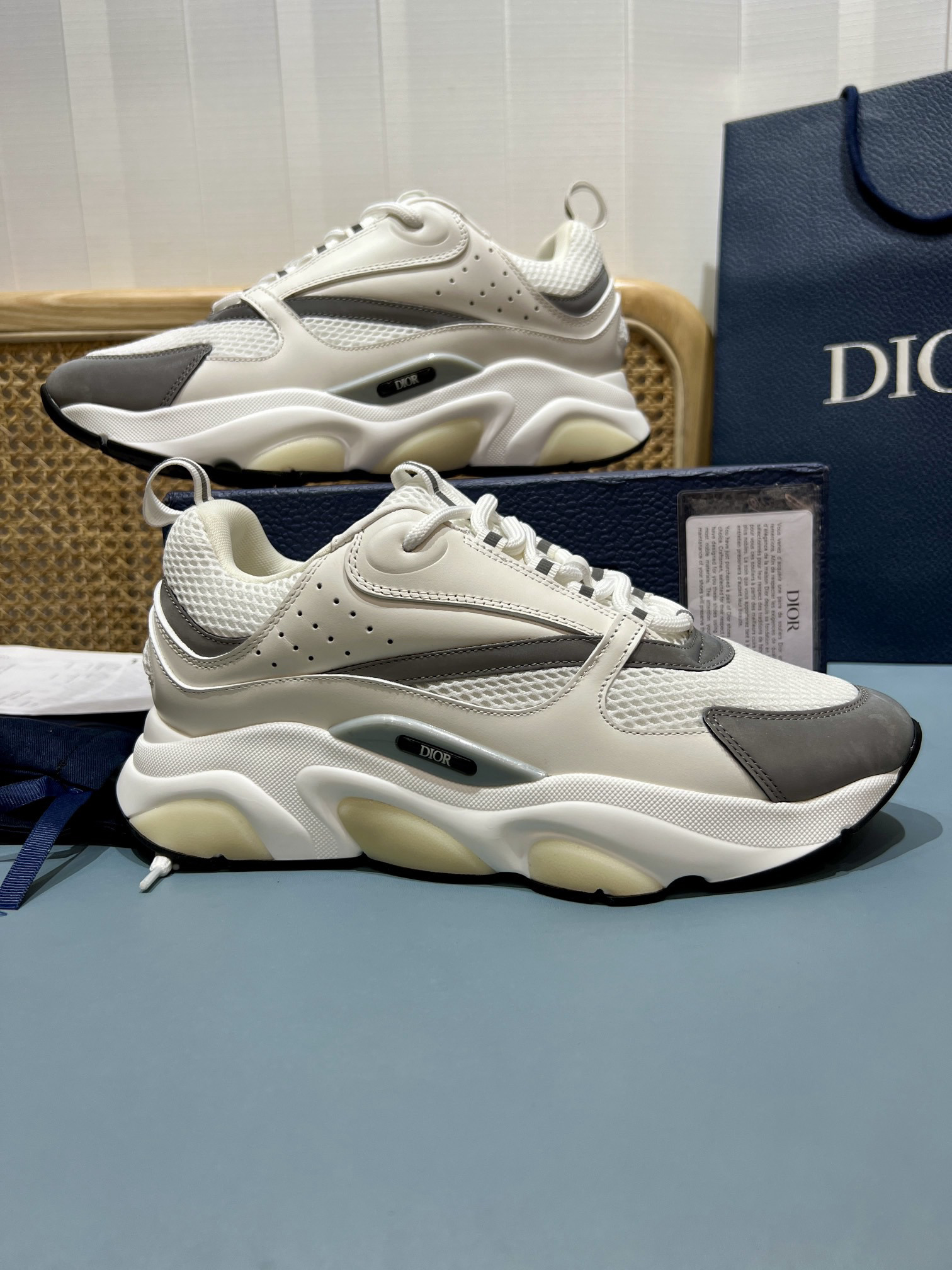 Shoe Dior Shoes — bfc589b6 Angle 1