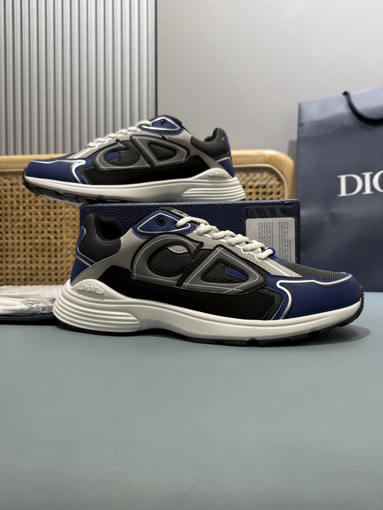 Shoe Dior Shoes — f6c16171 Angle 1