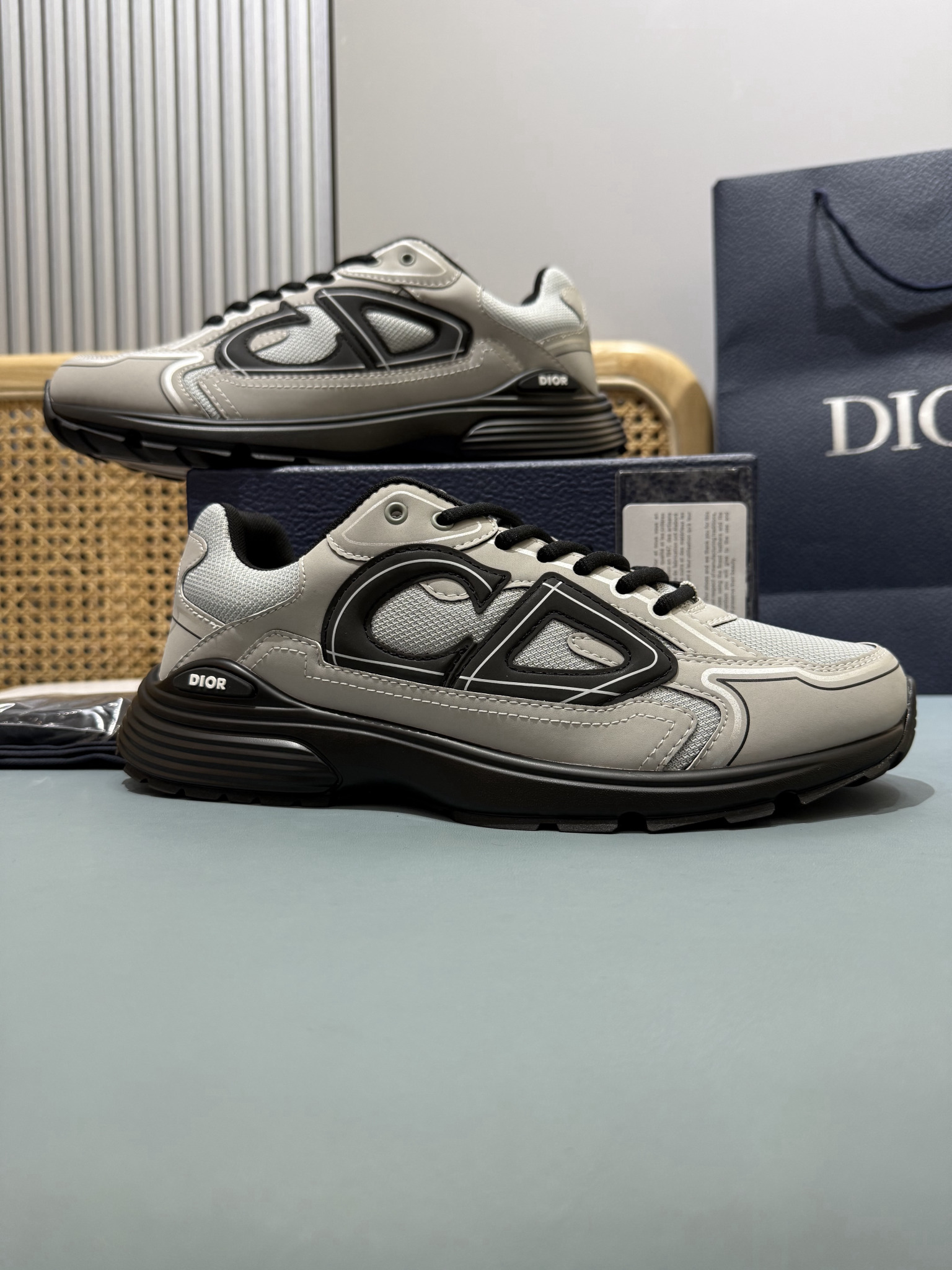 Shoe Dior Shoes — fb87e806 Angle 1