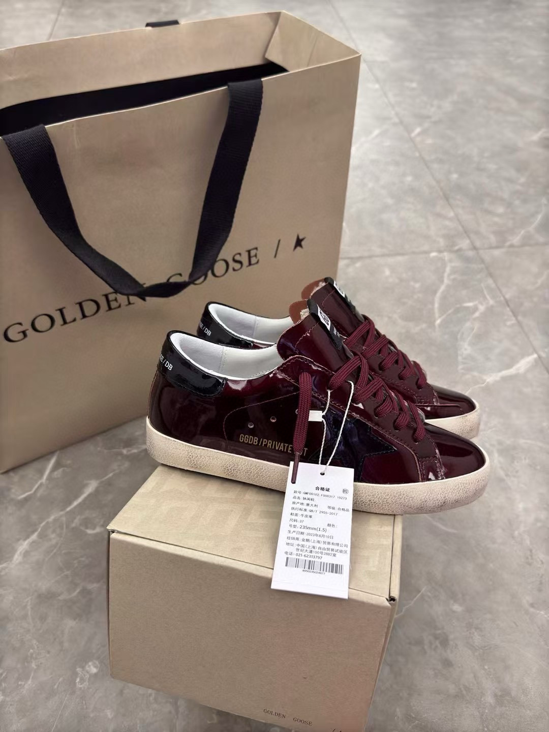 Shoe Golden Goose shoes — c1c221df Angle 1