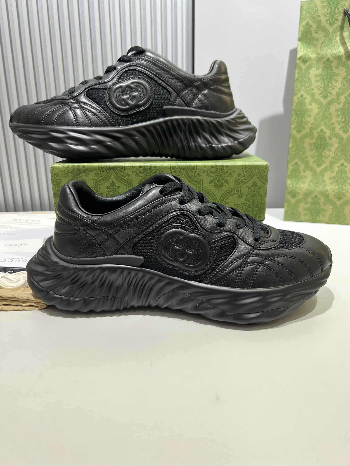 Shoe GUCCI shoes — 131bbc0e Angle 1