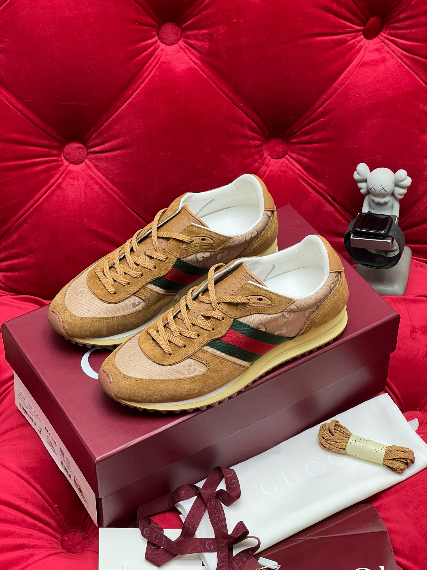 Shoe GUCCI shoes — 1546858b Angle 1