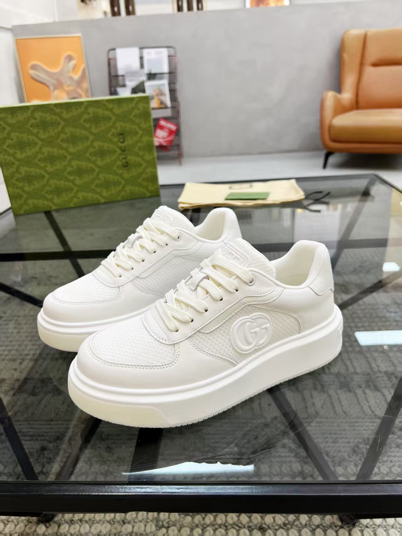 Shoe GUCCI shoes — 6771b88f Angle 1