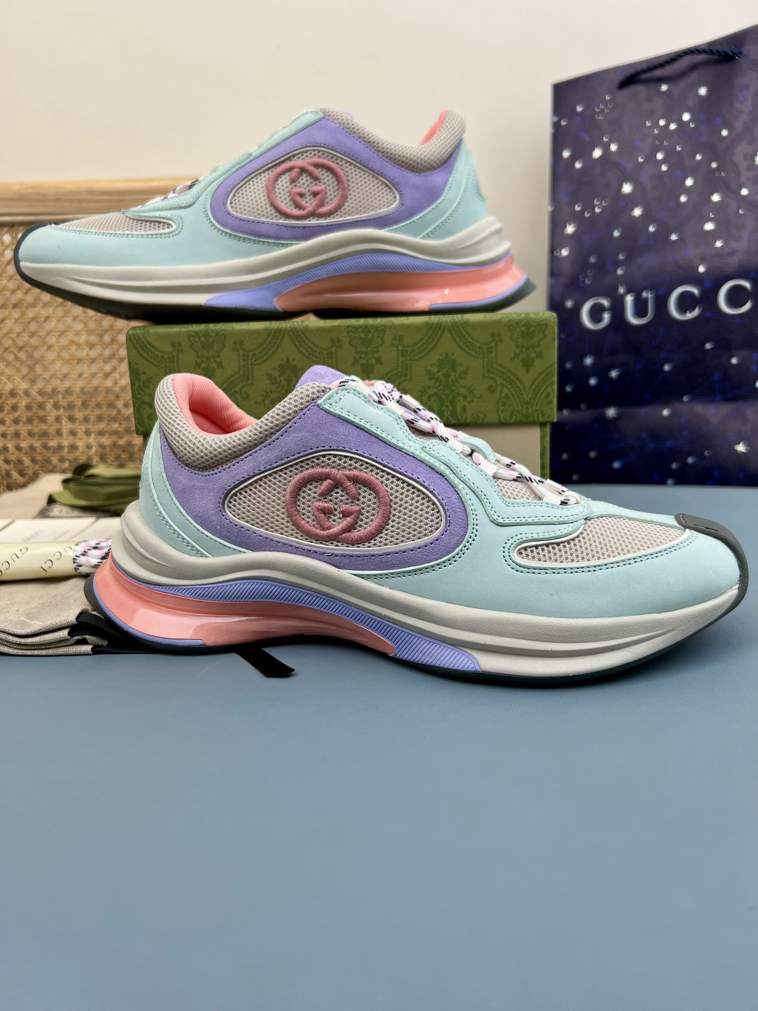Shoe GUCCI shoes — 7fc52b85 Angle 1