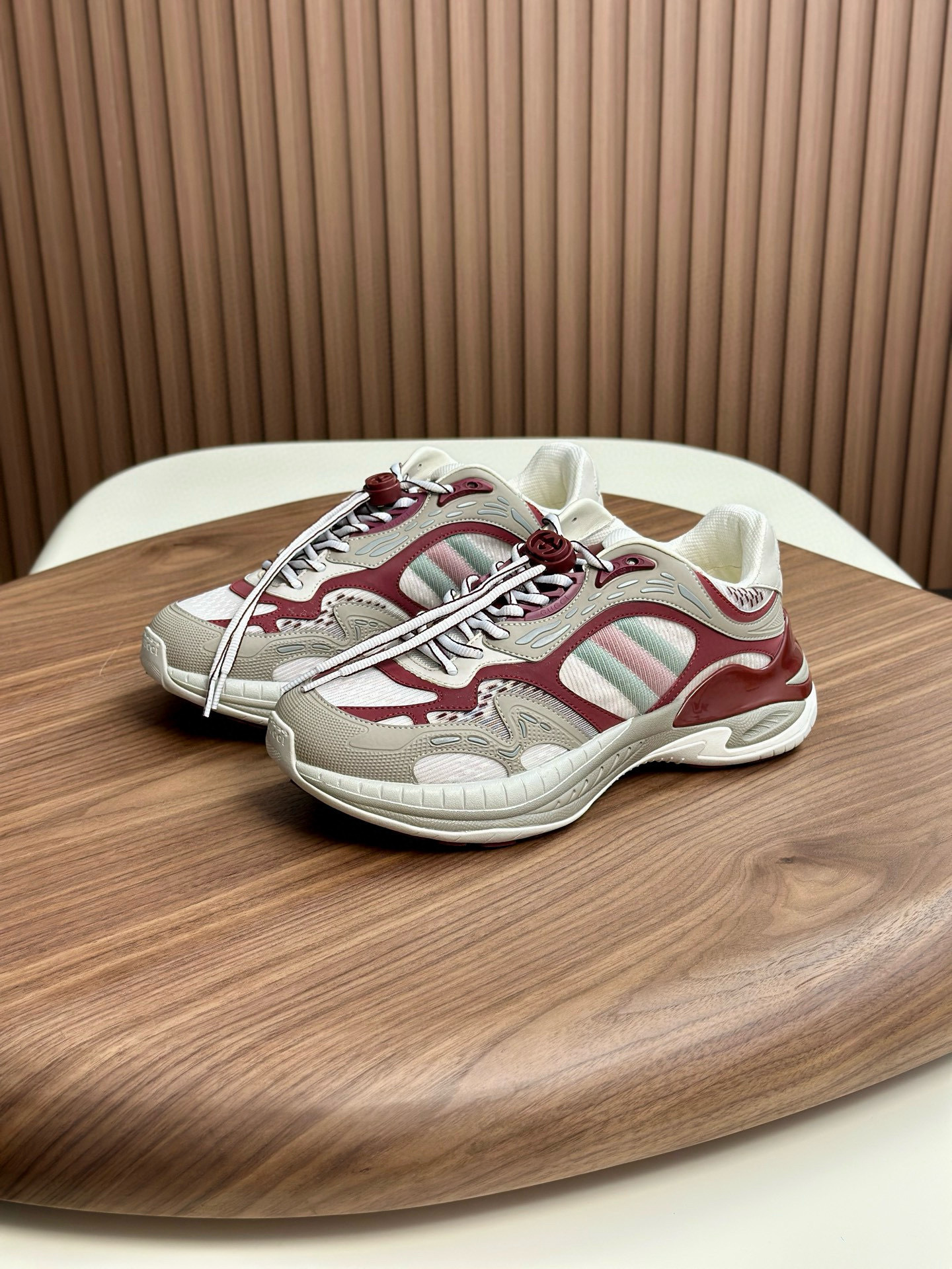 Shoe GUCCI shoes — e0907b73 Angle 1