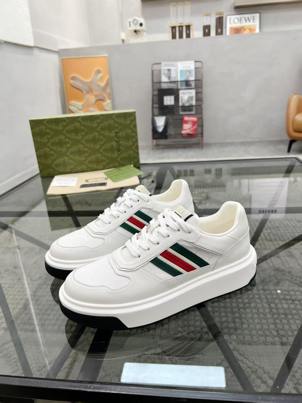 Shoe GUCCI shoes — e8ce295f Angle 1