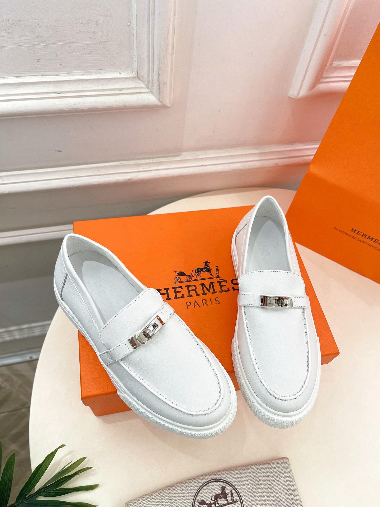 Shoe Hermès shoe — 02ac0de8 Angle 1