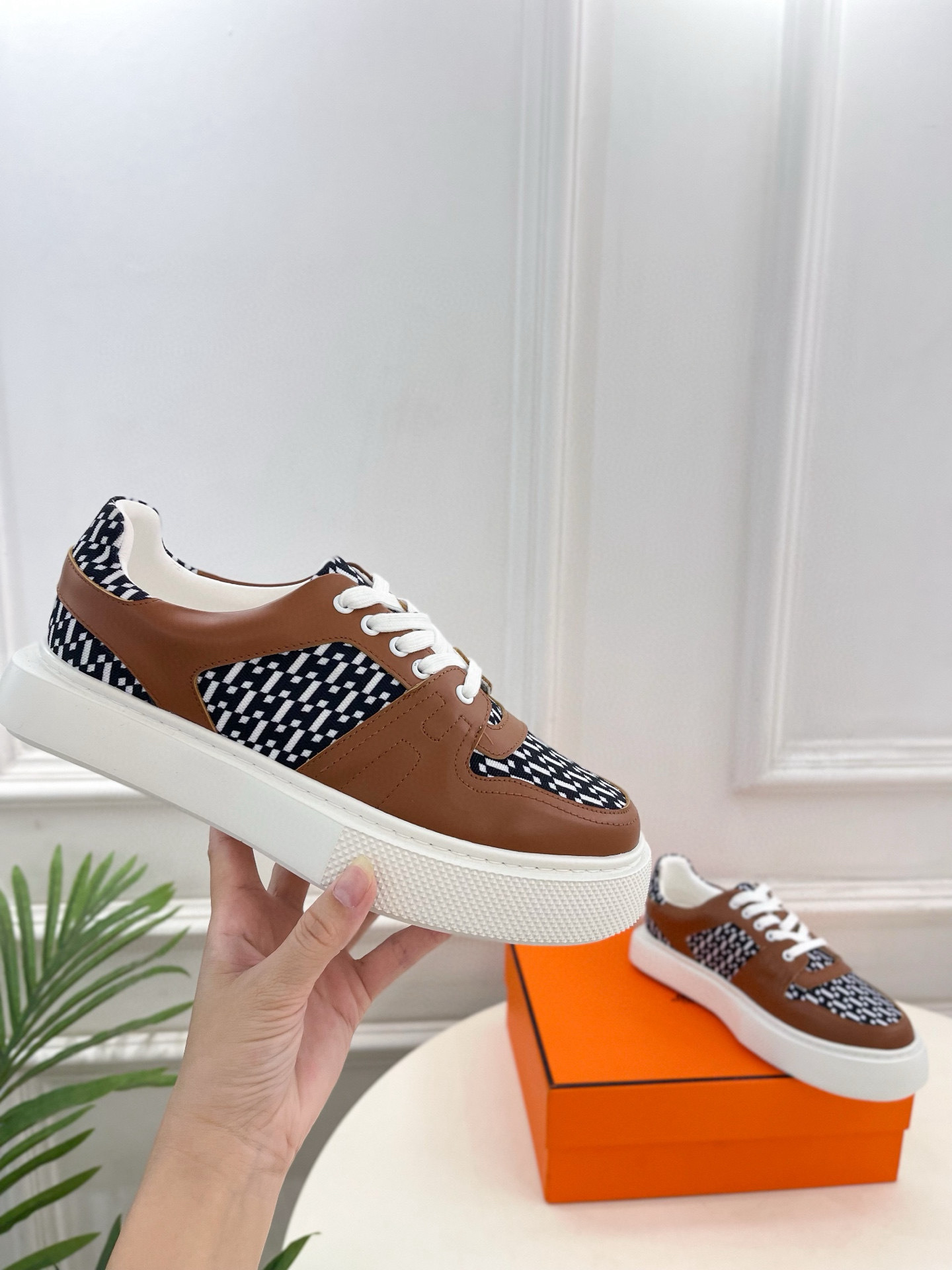 Shoe Hermès shoe — 257050e4 Angle 1