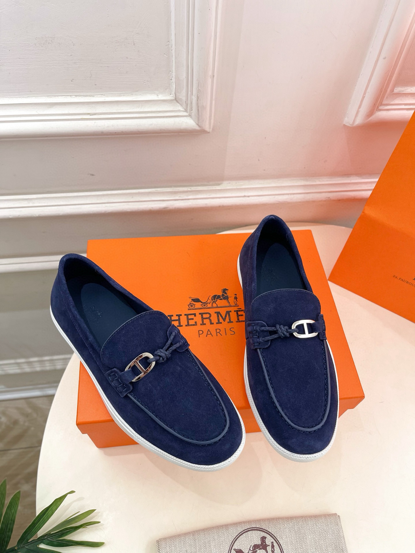 Shoe Hermès shoe — b7592287 Angle 1