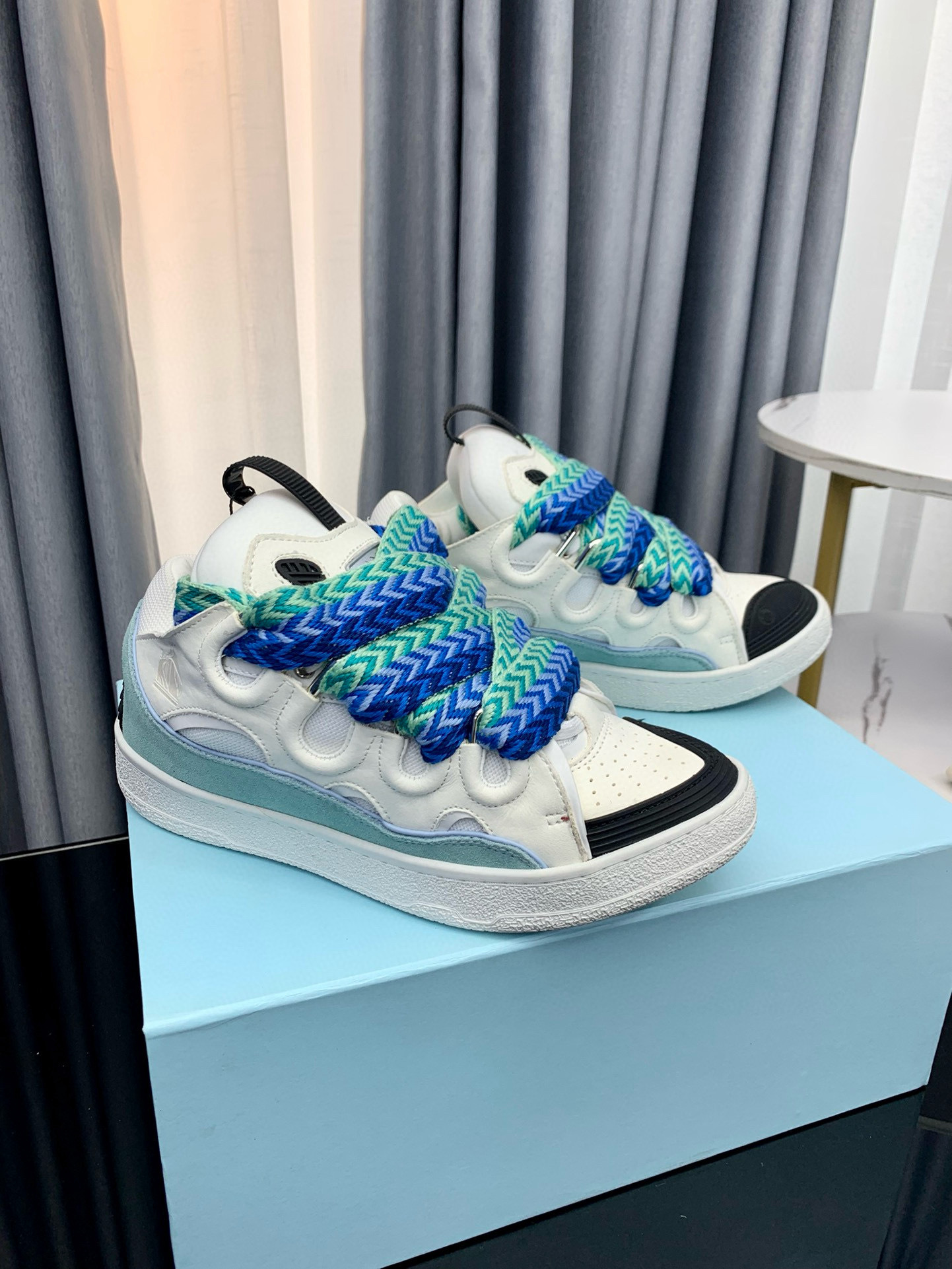 Shoe Lanvin shoes — 4f6cae73 Angle 1
