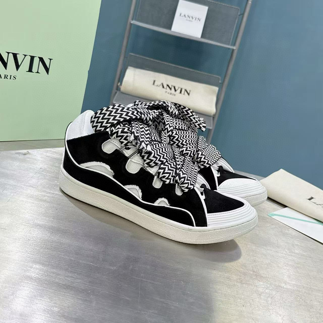 Shoe Lanvin shoes — 66907070 Angle 1