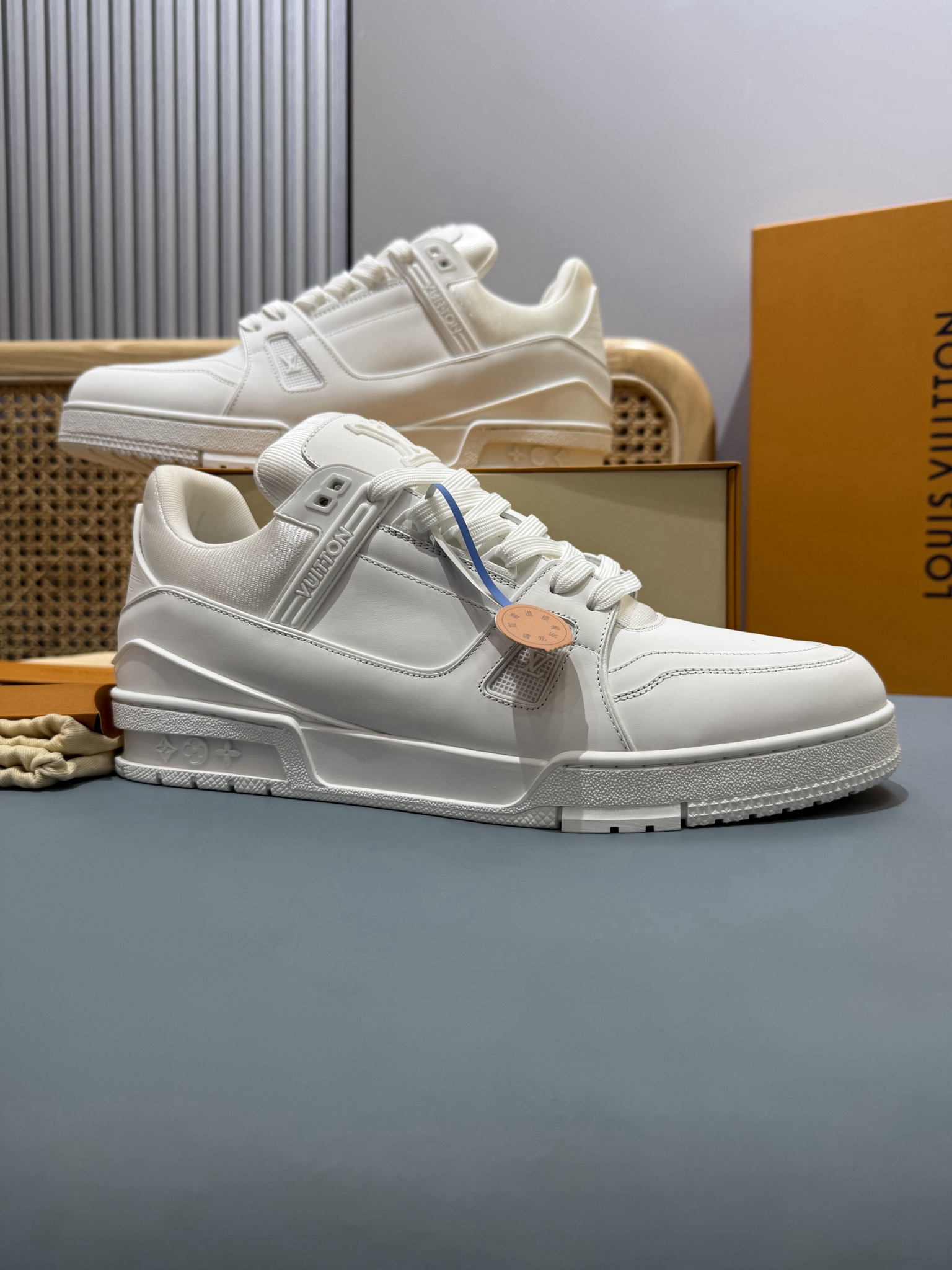 Shoe Louis Vuitton Shoes — 3fde119a Angle 1