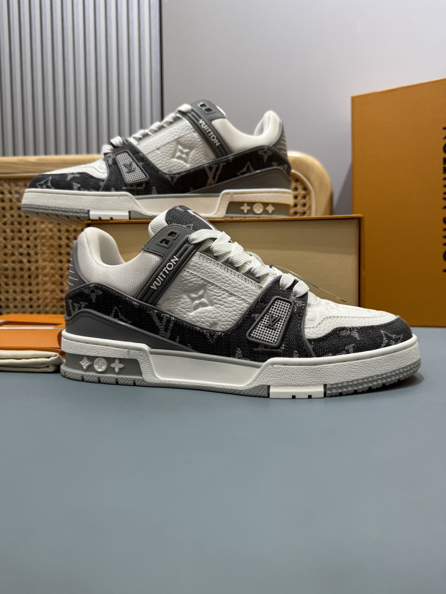 Shoe Louis Vuitton Shoes — 4c5df644 Angle 1