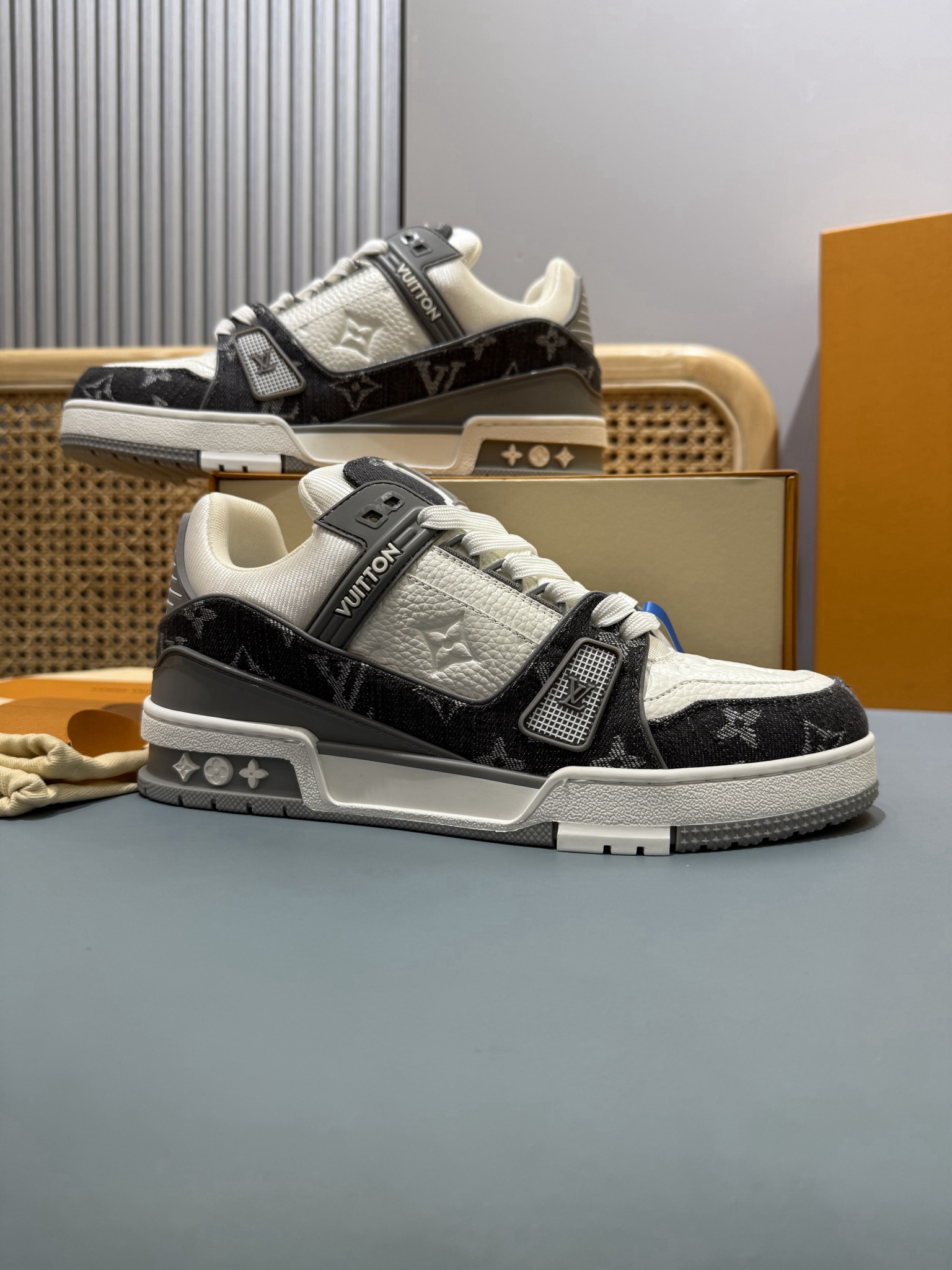 Shoe Louis Vuitton Shoes — 5338a688 Angle 1