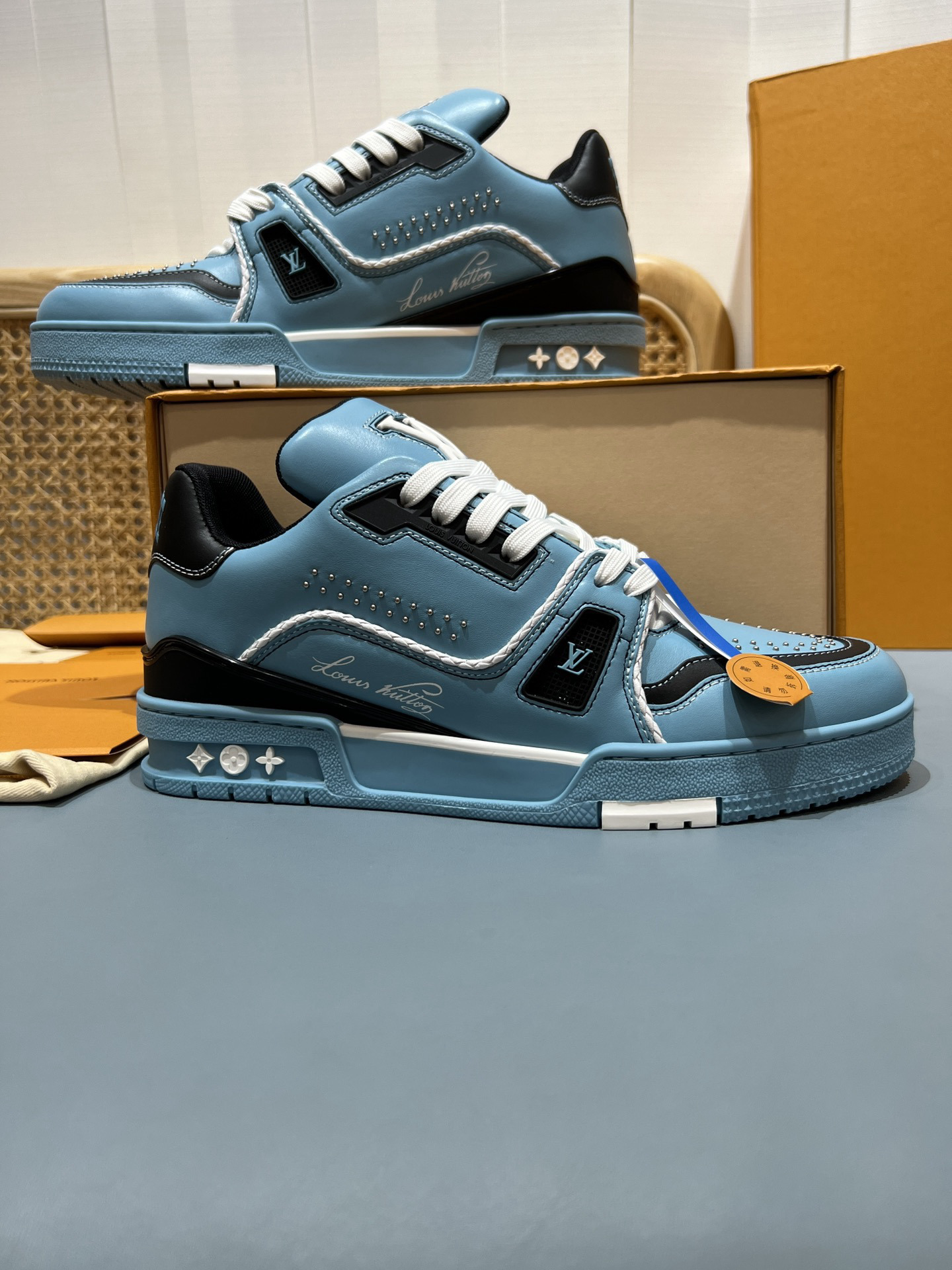Shoe Louis Vuitton Shoes — 6794a4a3 Angle 1