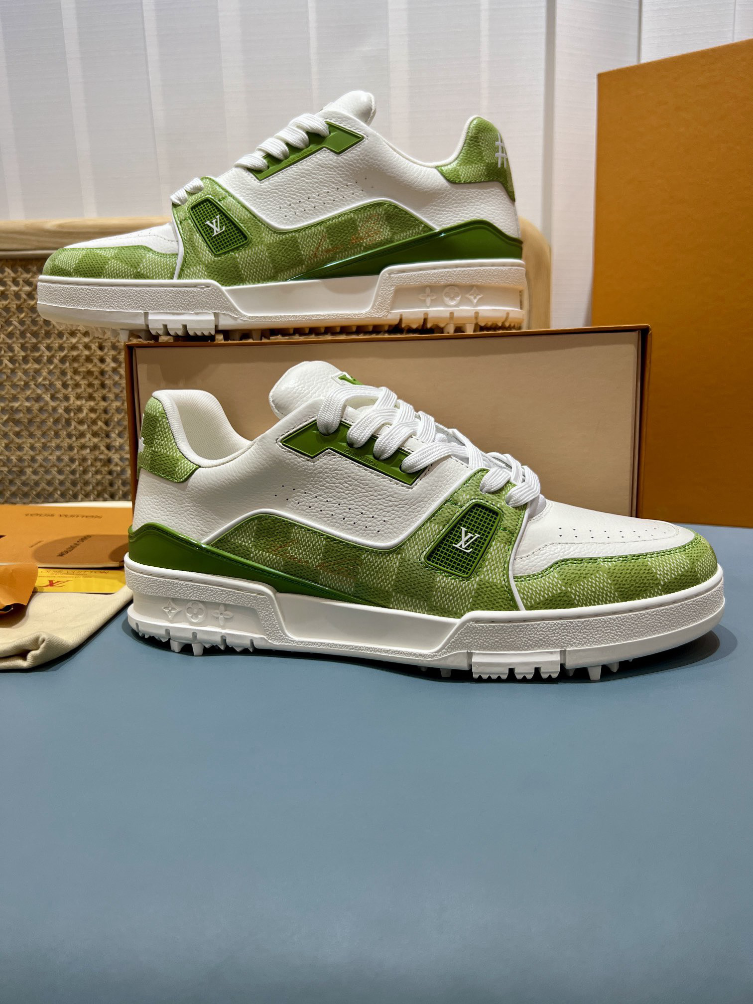 Shoe Louis Vuitton Shoes — 830d5693 Angle 1