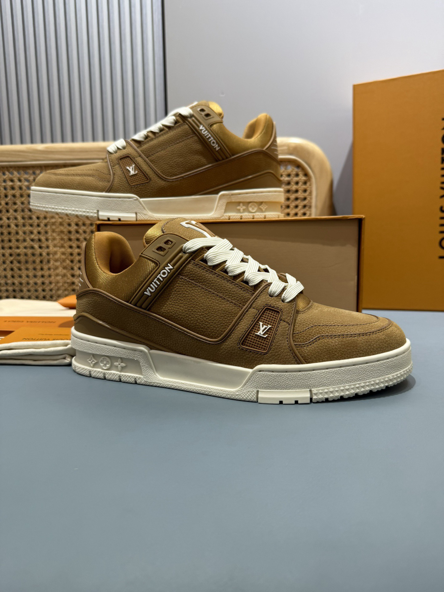 Shoe Louis Vuitton Shoes — 92826890 Angle 1
