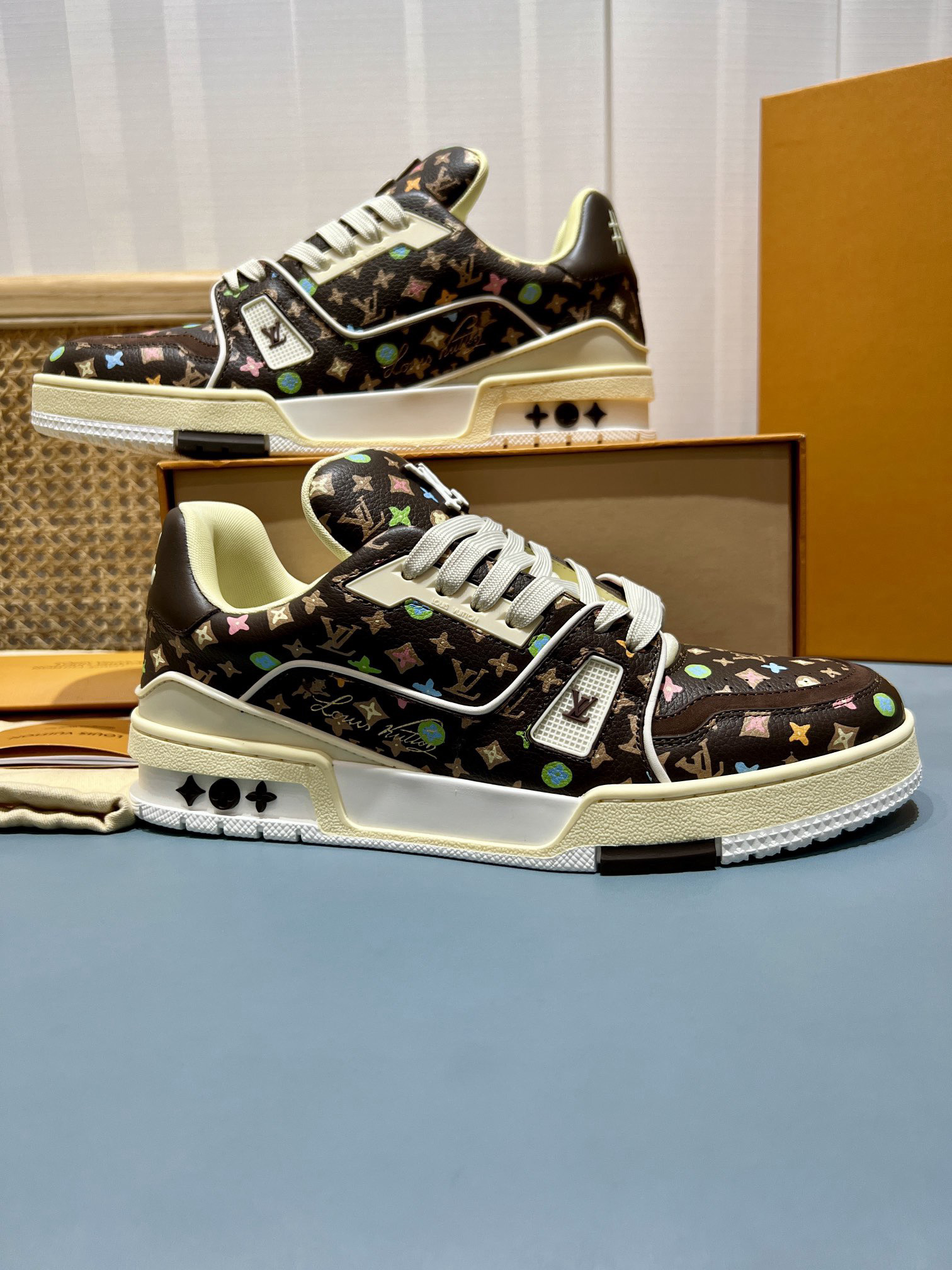 Shoe Louis Vuitton Shoes — acd65529 Angle 1